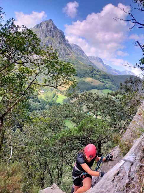 RAMALES DE LA VICTORIA, CANTABRIA: VIA FERRATA DEL CALIZ, BEGINNERS - What to Expect During the Activity