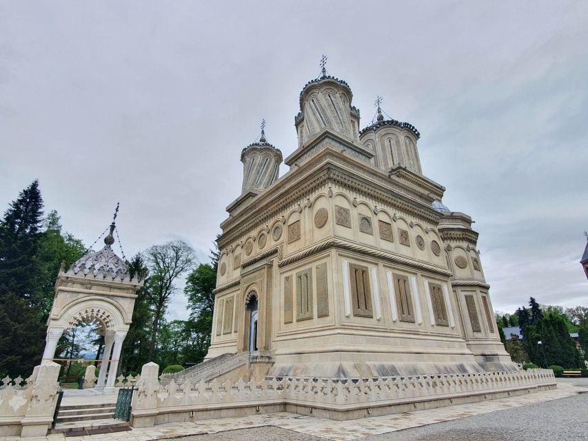 Real Dracula Princely Court and Real Dracula's Fortress - What Makes This Tour Stand Out