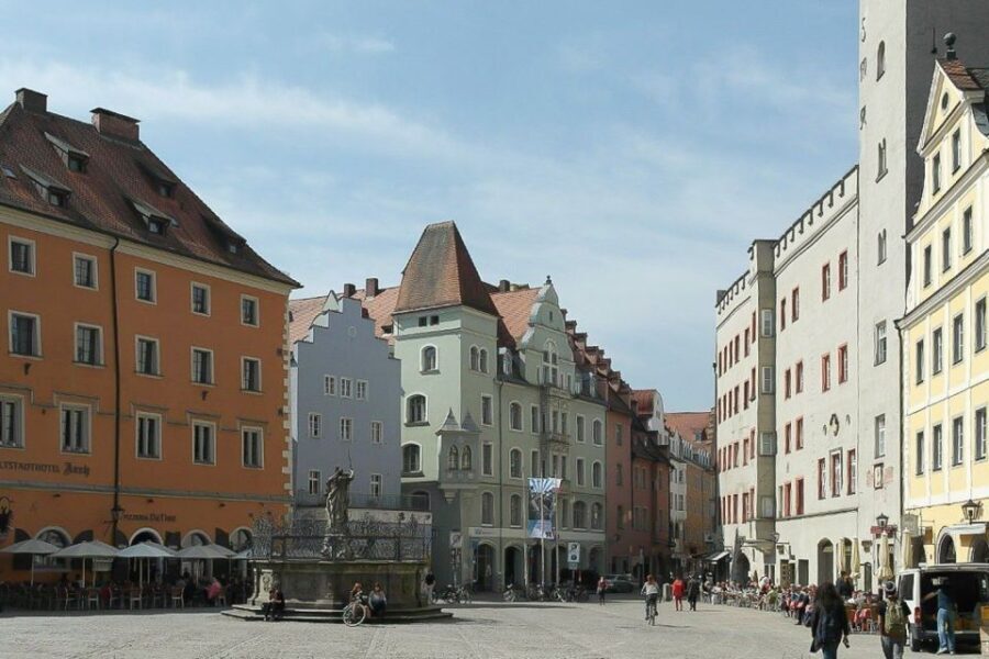 Regensburg: Private Walking Tour With Professional Guide - Analyzing the Value & Price