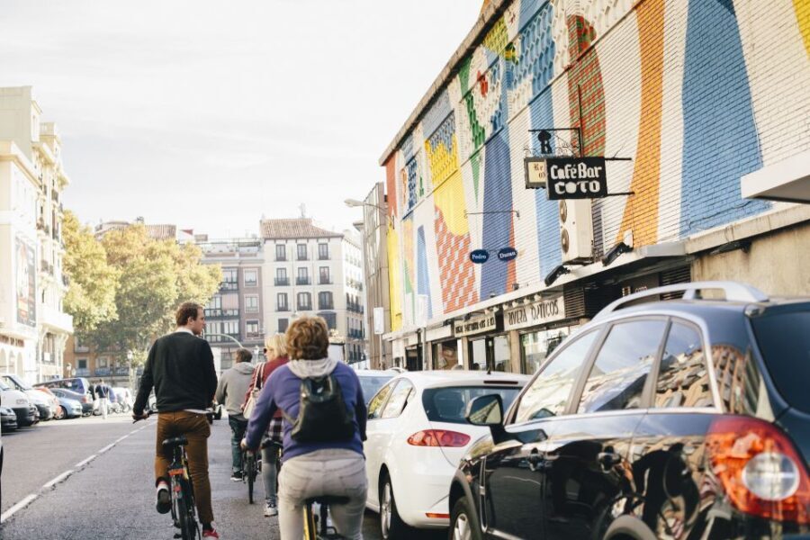 Rent a Bike in Madrid -Free phone holder and selfguided tour - Who Will Love This Tour?