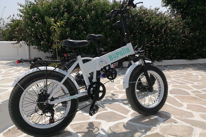 Rent an Aurelia J21 e-bike. 48V/250W with 50+ kms of range - The Experience in Action: What Our Imagined Day Looks Like