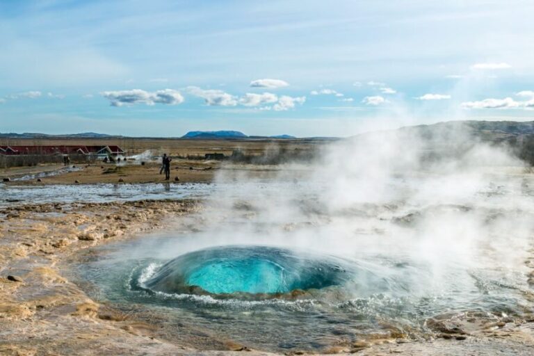 Reykjavik: Golden Circle Day Trip with Blue Lagoon Transfer - What to Expect from the Tour