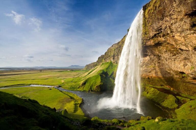 Reykjavík: Golden Circle & Extra Waterfalls Small Group Tour - Why This Tour Works Well