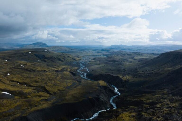 Reykjavík: Landmannalaugar Hike w. Photos & Valley of Tears - The Logistics: How the Day Unfolds