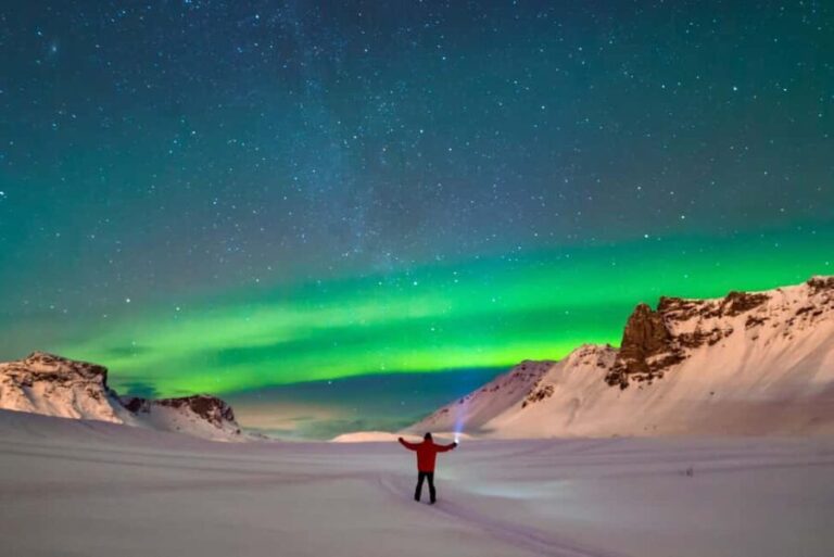 Reykjavik: Northern Lights by 4x4 with Photos & Hot Cocoa - Authentic Perspectives from Past Travelers