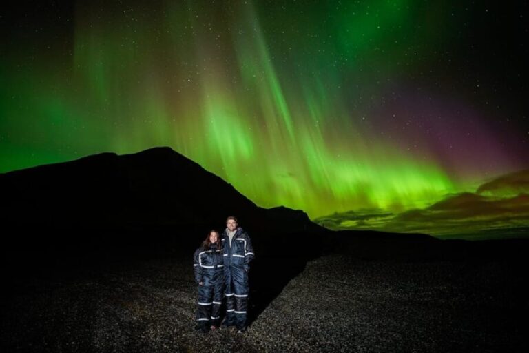 Reykjavik: Northern Lights Tour with Private Photographer - The Pros and Cons Based on Reviews