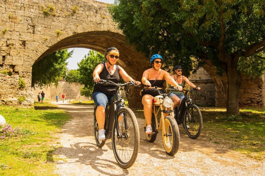 Rhodes: E-bike Highlights Sunset or Morning Photo Tour - A Deep Dive into the Rhodes E-bike Tour Experience