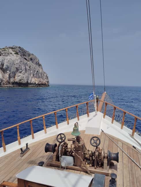 Rhodes: Sunset cruise, swimming stop, snaks & Drinks - Who is this tour best suited for?