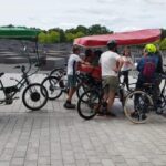 Rickshaw shared Guide Tour in small groups - Who Should Consider This Tour?