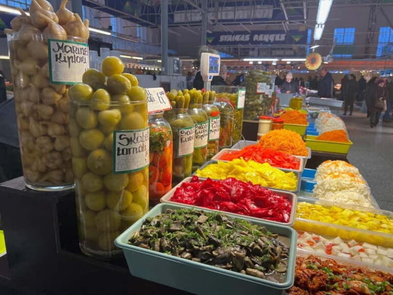 Riga: Central Market Traditional Food Tour in a Small Group - What Makes This Tour Stand Out?