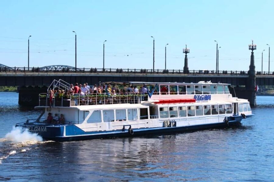 Riga: Daugava River Cruise with Bar and Wi-Fi - What to Expect on the Cruise