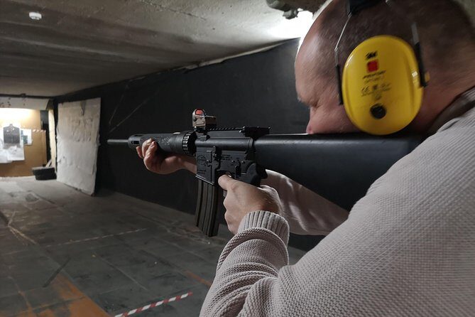 Riga Shooting Range : the Winchester, Glock 17, and Kalashnikov - The Real Value of This Experience