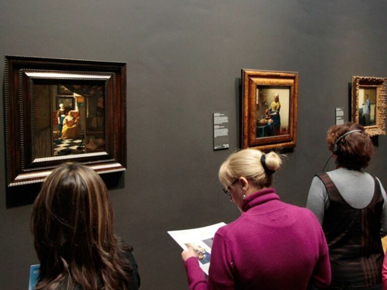 Rijksmuseum Guided Tour with Entry Ticket (12 guests max) - Why a Guided Tour of the Rijksmuseum Is Worth It