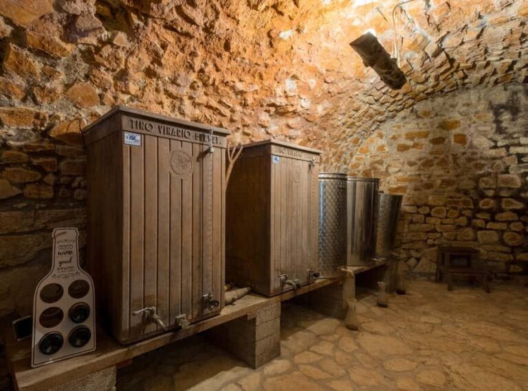 Roccantica: Guided Tour of the Organic Farm with Aperitif - Who Will Love This Experience?