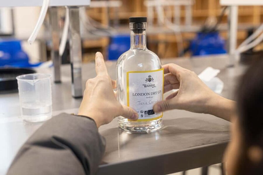 Roiffé (86): Distill your gin and learn about distillation - Who Will Love This Tour?