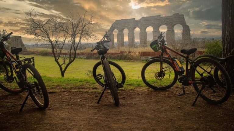 Roma: Appian Way E-Bike tour, Aqueducts, Catacombs & Lunch - A Closer Look at the Experience