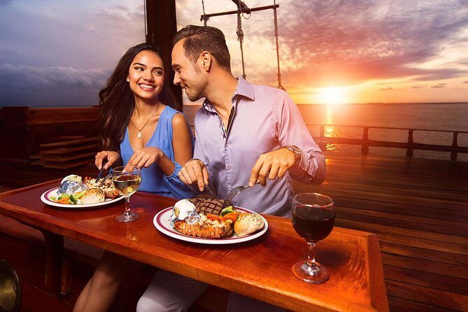 Romantic Experience Sunset Dinner Columbus in Cancun (2x1 price) - Who Should Consider This Cruise?