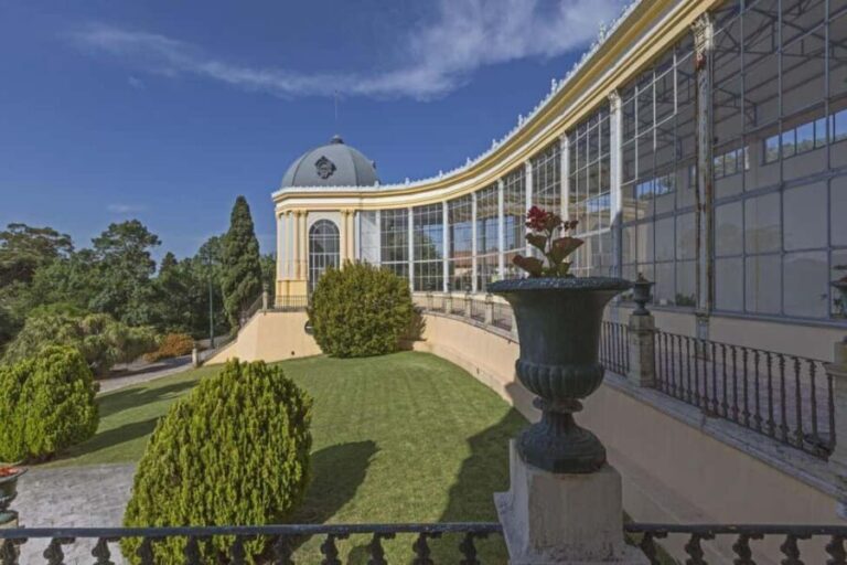 Romantic Tour with Picnic in the Unique Botanical Reserve of Tapada da Ajuda - The Highlights of the Tour