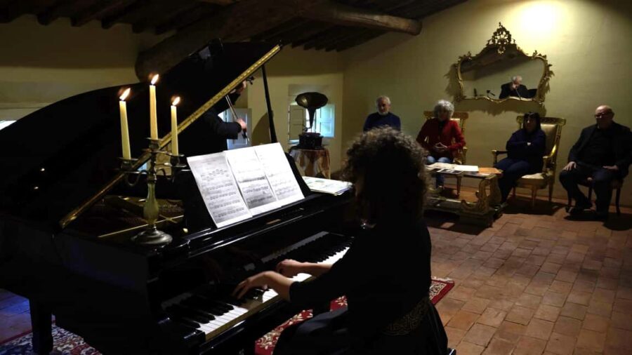 RomanticOpera concert in the artist's house on the hills and wine tasting - FAQs