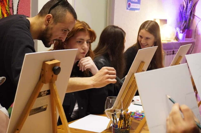 Rome: Afternoon Paint and Sip Experience in Piazza Navona - Why This Experience Works