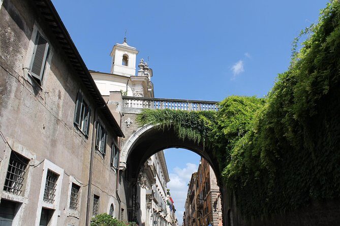 Rome at Sunrise Walking Tour: Pantheon Trevi Fountain & Breakfast - Breakfast and Piazza Navona: The Perfect Finish