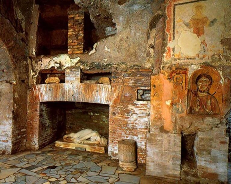 Rome Catacombs Underground Small Guided Tour with Transfer - The Experience from the Traveler’s Perspective