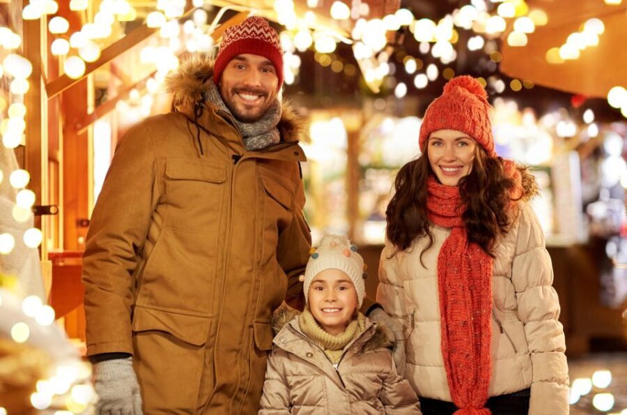 Rome: Christmas Market Photoshoot in Piazza Navona - Value for Money and Practical Considerations