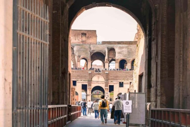 Rome: Colosseum Arena, Roman Forum & Palatine Hill VIP Tour - What Makes This Tour Stand Out?