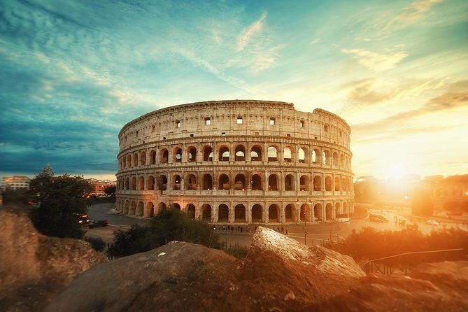 Rome: Colosseum, Palatine Hill and Forum Small-Group Tour - Free Time Inside the Colosseum