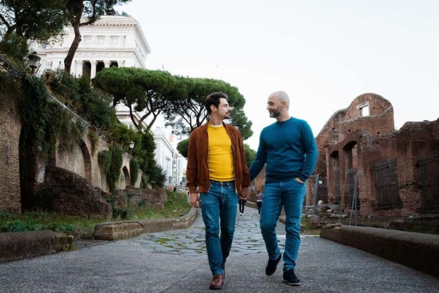 Rome: Couple Photoshoot Experience LGBTQ+ Friendly - Who Will Love This?