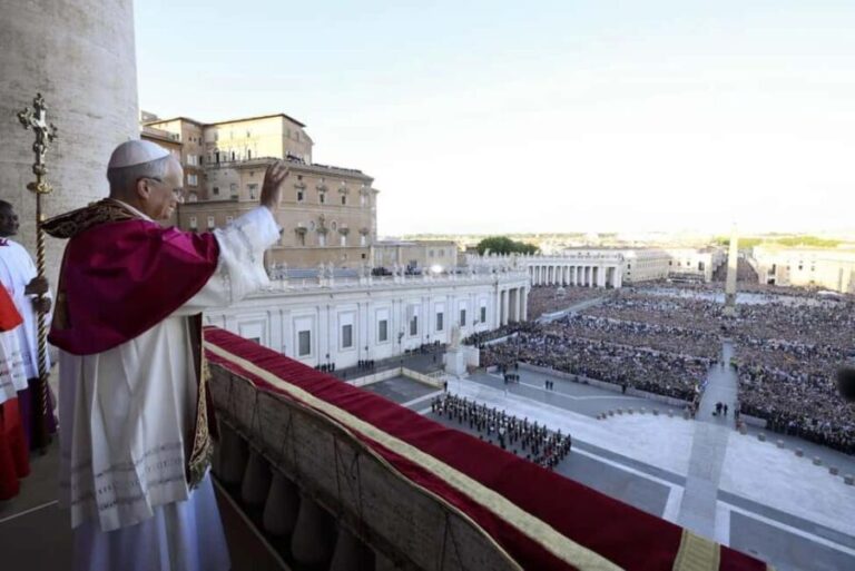 Rome: Escorted Papal Audience Experience with Entry Ticket - What to Know Before Booking