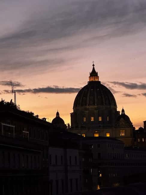 Rome: Evening Tour of Passetto di Borgo and Audio Guide App - What You’ll See and Learn