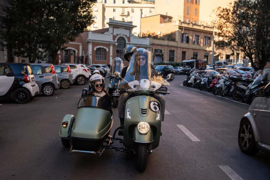 Rome: Evening Vespa Sidecar City Tour - What the Tour Looks Like