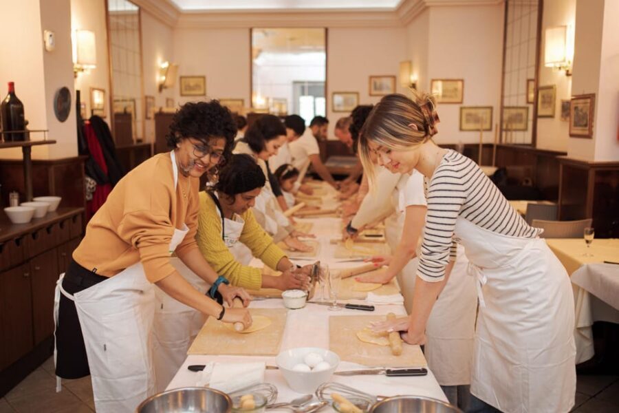 Rome: Fettuccine Pasta Cooking Class in Rome's City Center - The Experience Itself