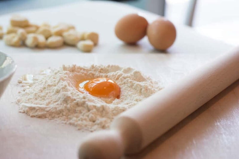 Rome: Pasta, Ravioli, and Tiramisu Cooking Class with Wine - The Value of the Experience