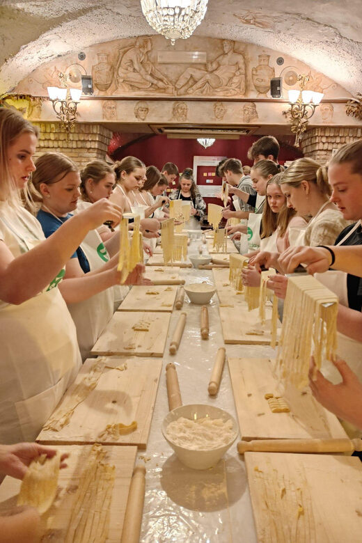 Rome: Pasta & Tiramisu Cooking Class near the Spanish Steps - Who Is This Tour Best For?