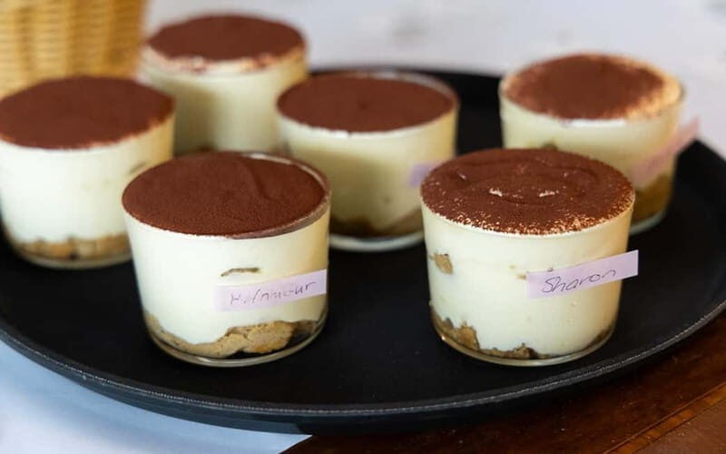 Rome: Pizza & Gelato Making Class with Wine & Limoncello - The Atmosphere and Group Experience