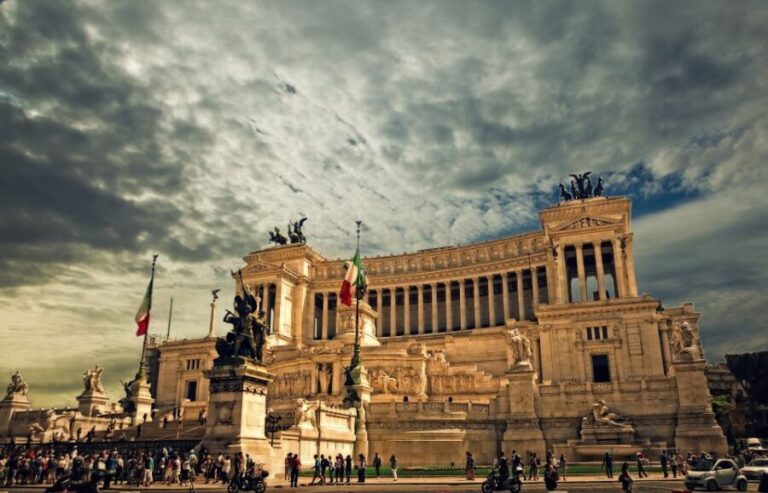 Rome: Private Walking Tour with a Local - What Does the Tour Include?