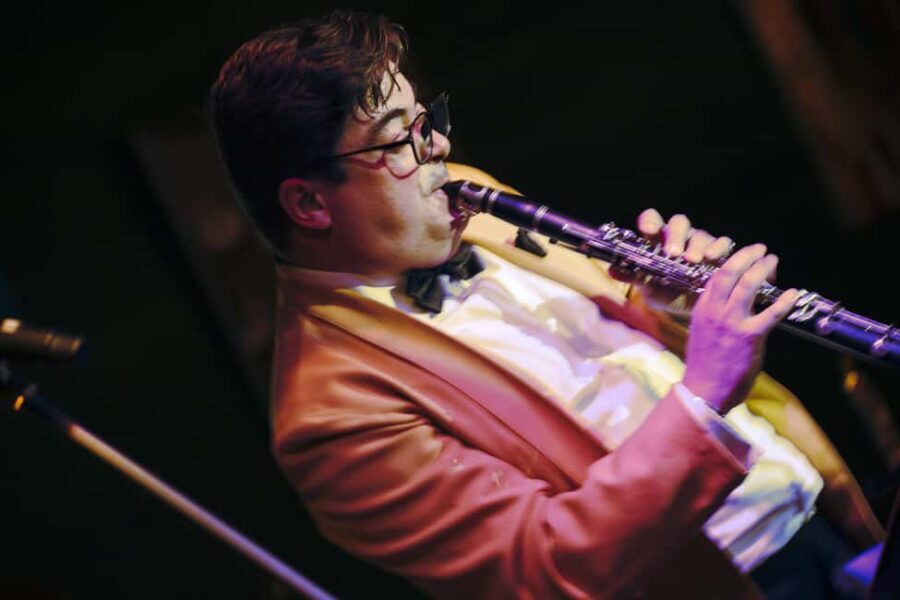 Rome swing night: Dinner show and live music with Emanuele Urso - The Musical Atmosphere and Setting