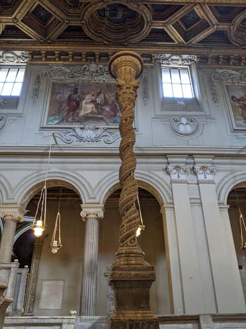 Rome: The Hidden Secrets Underground Tour - Descending into History: Roman Structures and Mithraeum