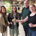 Rome: Vatican Street Food and Wine Tour with Farmers Market - Analyzing the Experience: What’s Included?