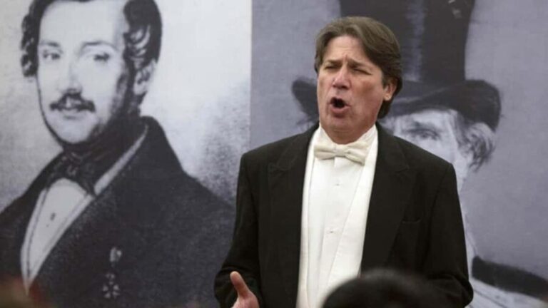 Rome: Xmas Opera Concert with Aperitif | Opera's Top Hits - The Musical Program: A Balance of Passion and Festivity