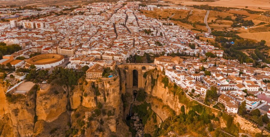 Ronda and Setenil Tour with Free Time from Málaga - How This Tour Stands Out