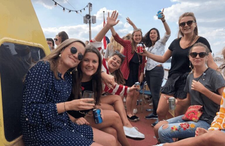 Rotterdam: Pub Cruise with Drinks and Bites - What to Expect During the Tour