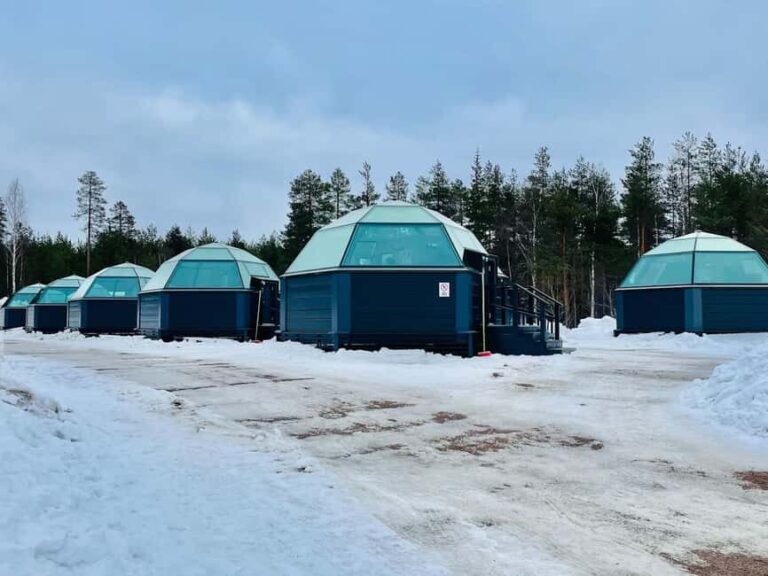 Rovaniemi: Arctic SnowHotel Visit with Ice Bar - The Actual Experience: A Balancing Act