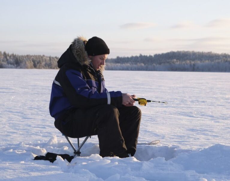 Rovaniemi: Ice-Fishing like a Finn - What’s Included and What to Keep in Mind