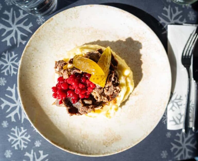 Rovaniemi: Insider Guided Food Tour with 5 Tastings - Who Will Love This Tour?