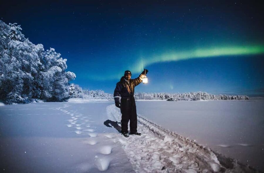 Rovaniemi: Northern Lights Hunt with Sausages and Hot Drinks - The Experience in Detail