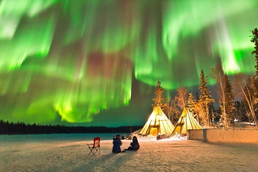 Rovaniemi: Photography Northern Lights Tour with BBQ & Glögi - The Magic of the Northern Lights