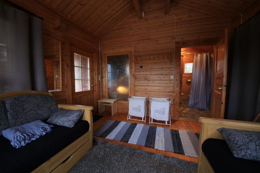 Rovaniemi: Private Sauna, Jacuzzi and Dinner - Who Would Love This Experience?